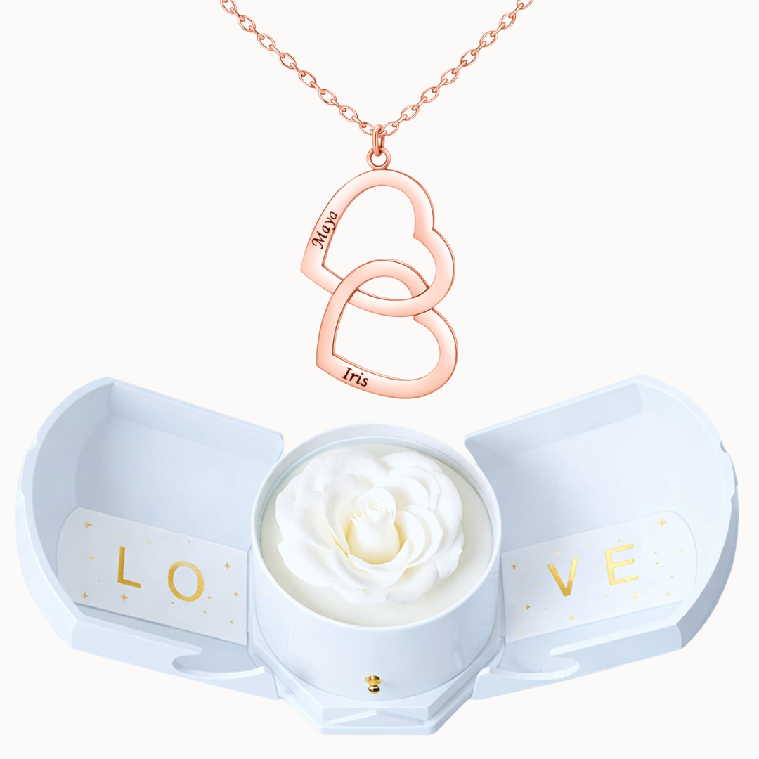 Caixa Rosa Eterna com Colar Duplo Coração Personalizado