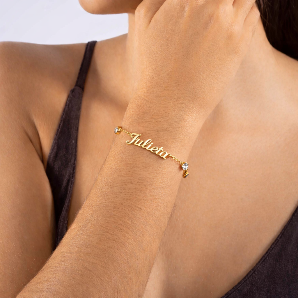 Pulseira com Nome Personalizado e Cristais